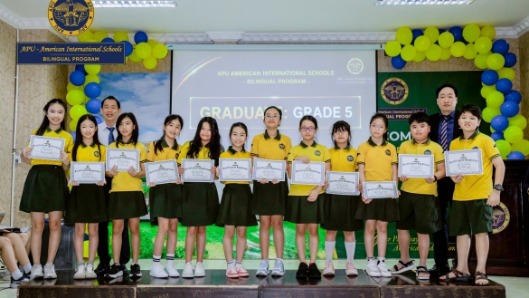 APU - BILINGUAL PROGRAM 2025–2026 CLOSING CEREMONY - TURNING THE PAGE TO NEW HORIZONS