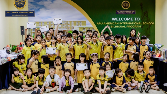 APU - BILINGUAL PROGRAM BOOK WEEK 2024: HÀNH TRÌNH KỲ DIỆU CỦA NHỮNG TRANG SÁCH