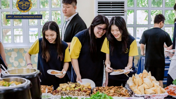 THANKSGIVING FEAST - A THANKFUL GATHERING AT APU & AUV