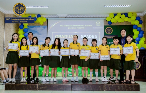 APU - BILINGUAL PROGRAM 2025–2026 CLOSING CEREMONY - TURNING THE PAGE TO NEW HORIZONS