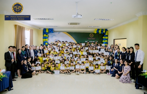 LỄ BẾ GIẢNG NĂM HỌC 2024-2025 TẠI TRƯỜNG QUỐC TẾ HOA KỲ APU - HỆ SONG NGỮ