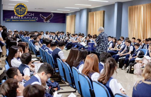 STUDENT COUNCIL ĐÃ TRỞ LẠI – VÀ NÓNG HƠN BAO GIỜ HẾT!